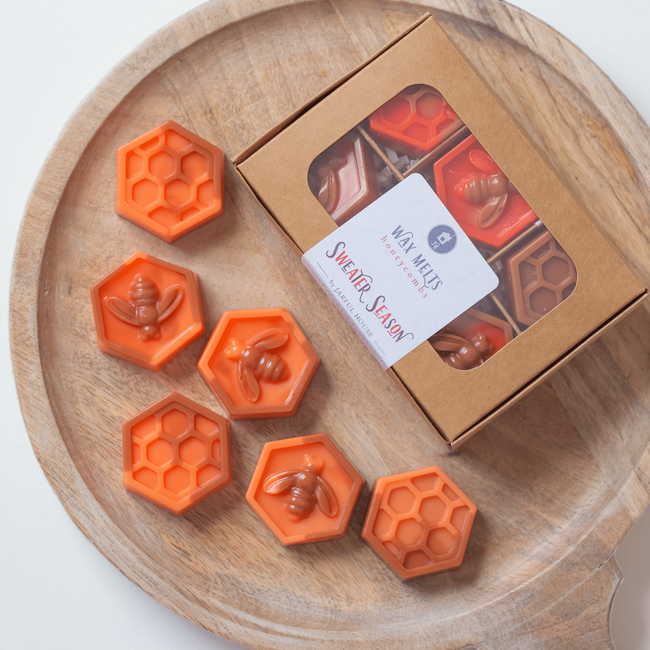 Sweater Season Wax Melts | Cinnamon + Cranberry + Pine + Fir + Vanilla-gallery-29618447220806