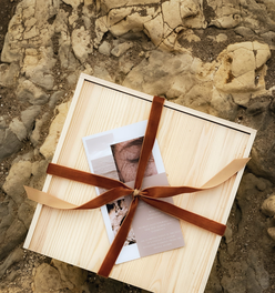 THE QUEEN HEALER - INTUITIVE SPA GIFT BOX