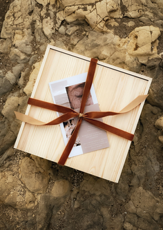 THE QUEEN HEALER - INTUITIVE SPA GIFT BOX