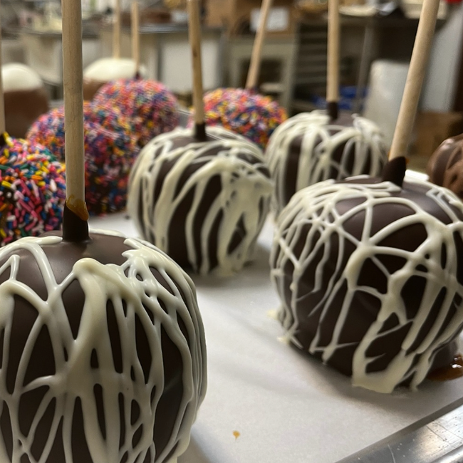 Milk Chocolate Caramel Apple-gallery-43970568683775