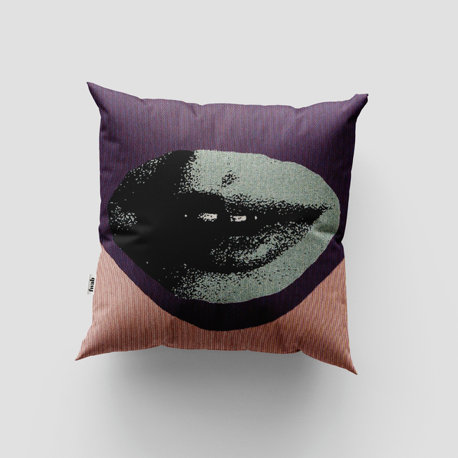 Faceless - Lips Pillow-gallery-37430107242672