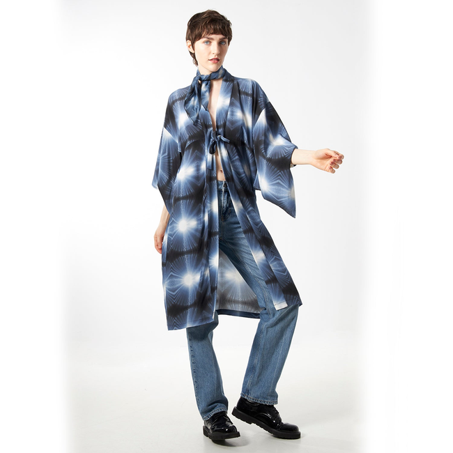 Babs Kimono: A Silk Masterpiece Inspired by NYC Rain-gallery-45252171727144