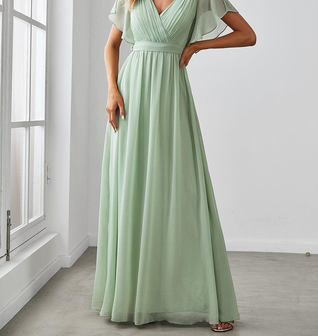 ever LEORA|Flowy Pleated A-Line Chiffon Tie-Waist Bridesmaid Dress