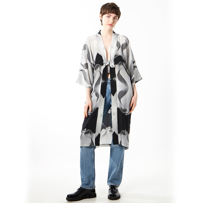 Babs Silk Kimono - Black/White La Pedrera Inspired-gallery-45252153835816