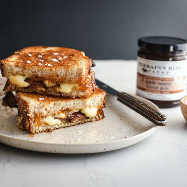 Apple Maple Bacon Jam - 5oz-gallery-60734262444398