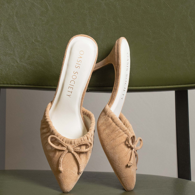 The Maven | Sand Pointed Kitten Heel with Bow-gallery-36397650477233