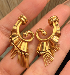 Vintage rosy yellow 18K retro era fringe swirl post screwback earrings