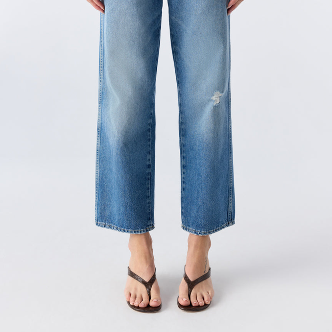 Billie <br> Warmth-gallery-33455123824706