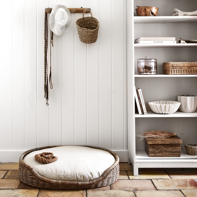 Boone Woven Dog Bed -gallery-53881064882546
