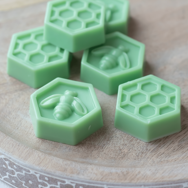 Just Breathe Wax Melts Honeycombs Pack of 6 - Eucalyptus + Lemon + Juniper-gallery-29494984507462