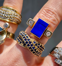 Vintage yellow 14K approx .12 ctw diamond lapis ring, size 6.75