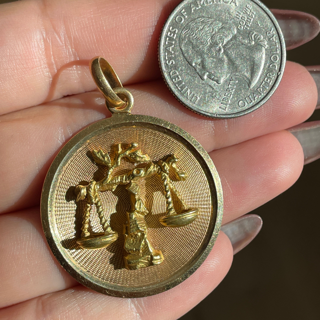 Vintage yellow 18K large UnoAerre Libra statement medallion-gallery-51167873302843