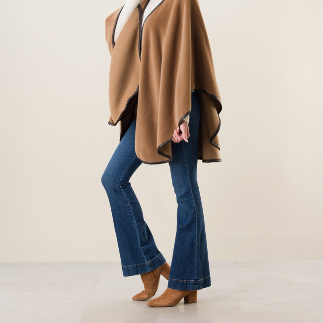 Arequipa Alpaca Cape-gallery-42946954920216