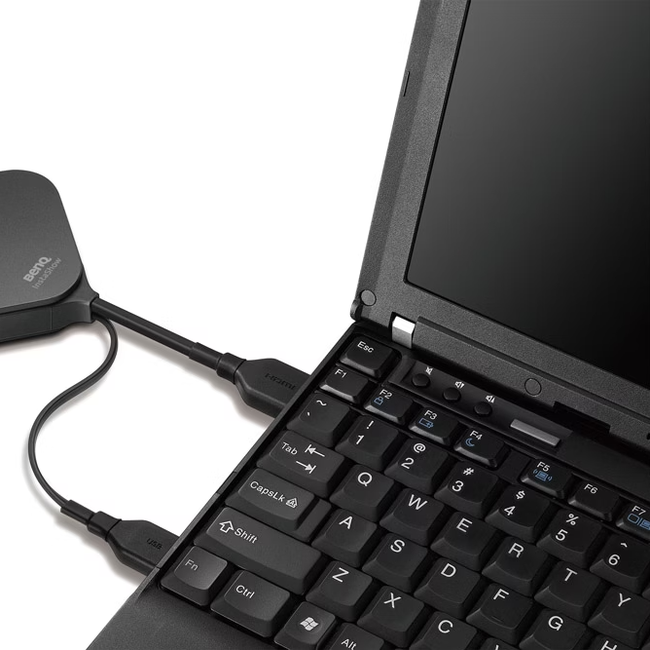 instaShow-wdc10-button-button-connected-with-nb-with-blue-light-on.png