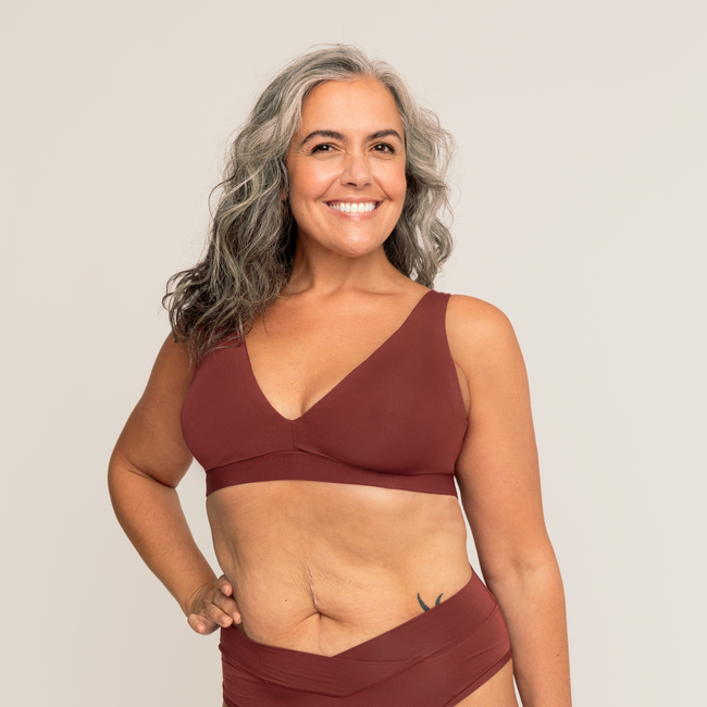 iteration_Comfortable_Supportive_Wireless_Plunge_Bra_Mary_Size_M_Mahogany_2.jpg