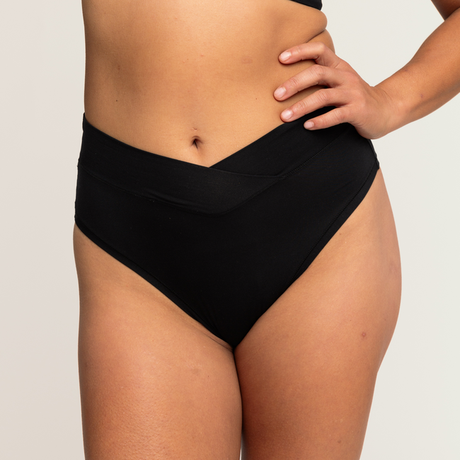 iteration_High_Waist_Brief_Jeanette_Size_S_Onyx_1.jpg
