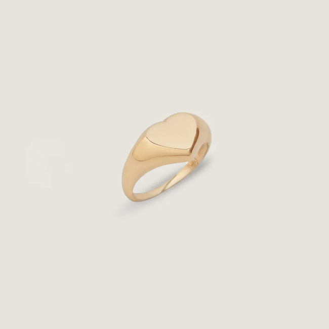 kinn_14k_gold_fine_jewelry_classic_heart_signet_ring_3.webp