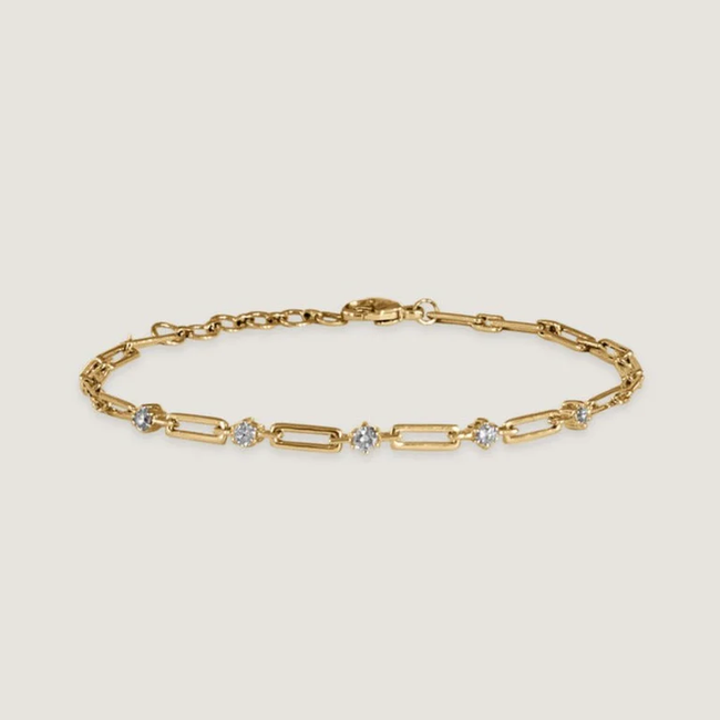 kinn_14k_gold_fine_jewelry_North_V_anniversary_bracelet_2.webp