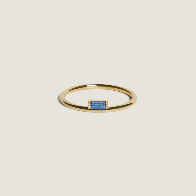 kinn_14k_gold_fine_jewelry_mothers_ring_blue_sapphire_1.webp