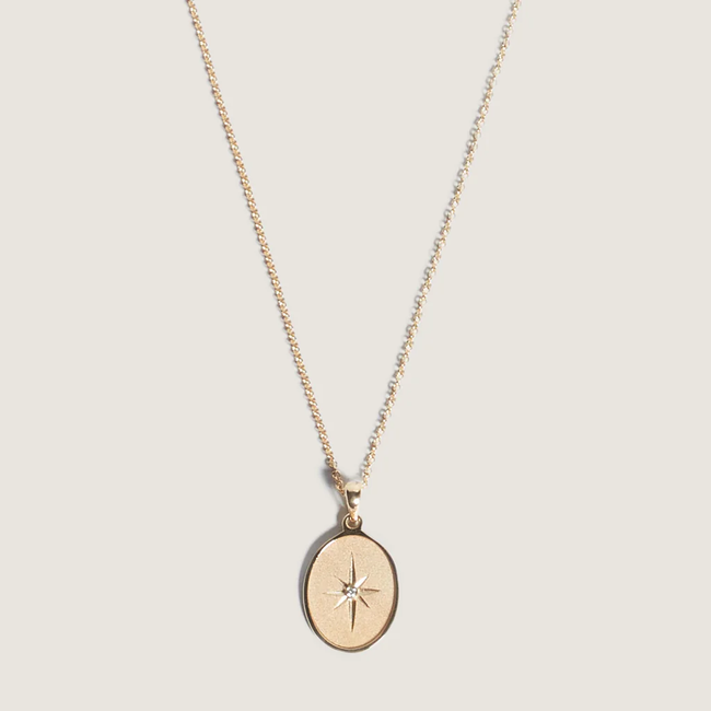 kinn_14k_gold_fine_jewelry_mother.ly_x_kinn_necklace.webp