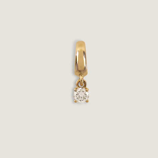 kinn_14k_gold_fine_jewerly_milestone_pave_flatlay_2kinn_14k_gold_fine_jewerly_milestone_diamond_charm_flatlay_1.webp