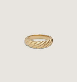 Stella Twist Ring