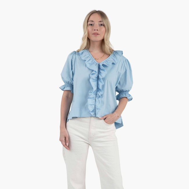 pretty_in_peace_vintage_blue_jeans.jpg