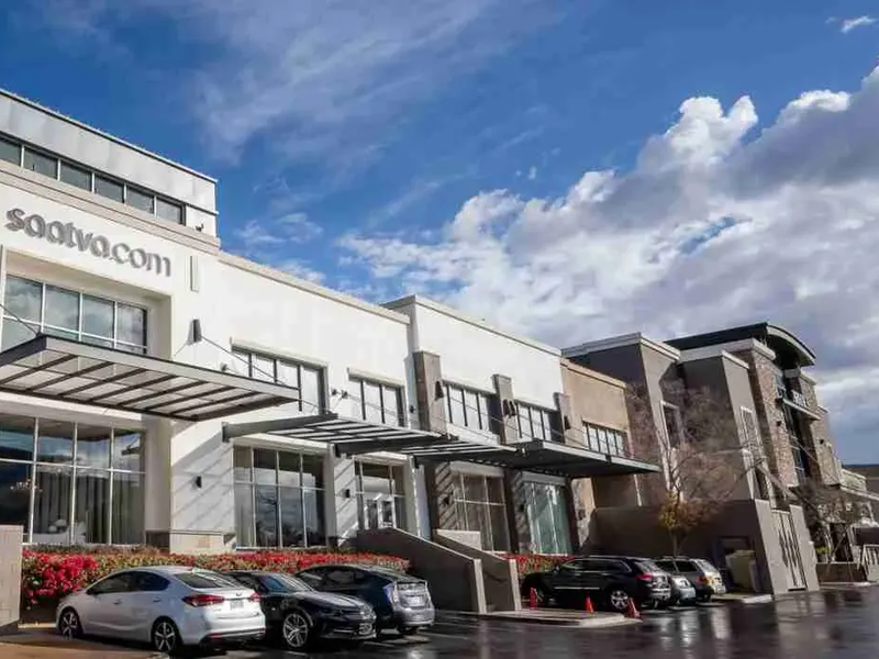 Saatva unveils its first location in Arizona