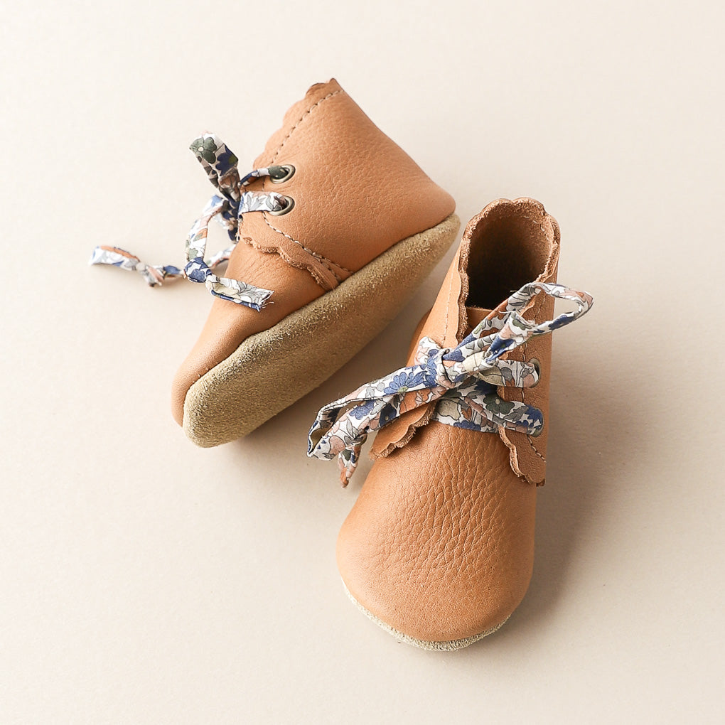 Scalloped Leather Baby Girl Boots in Caramel
