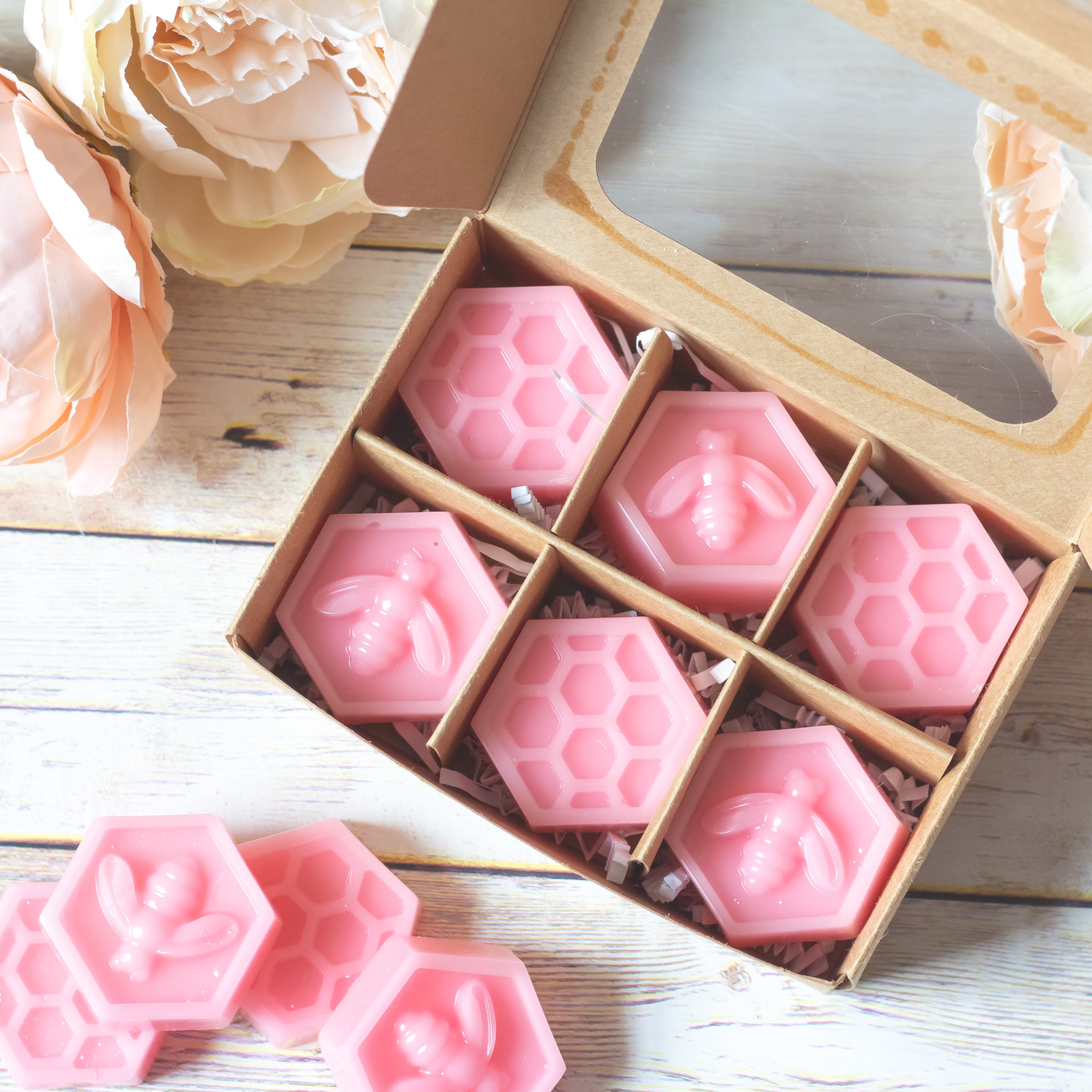 PS I Love You Honeycomb Wax Melts | Magnolia Peony Bergamot Amber Coco Wax Tarts