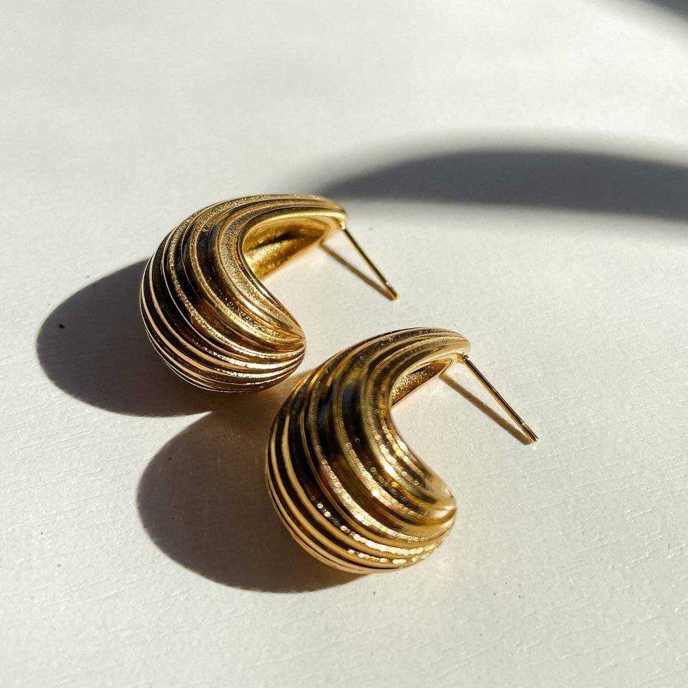 Seashell Drop Earrings