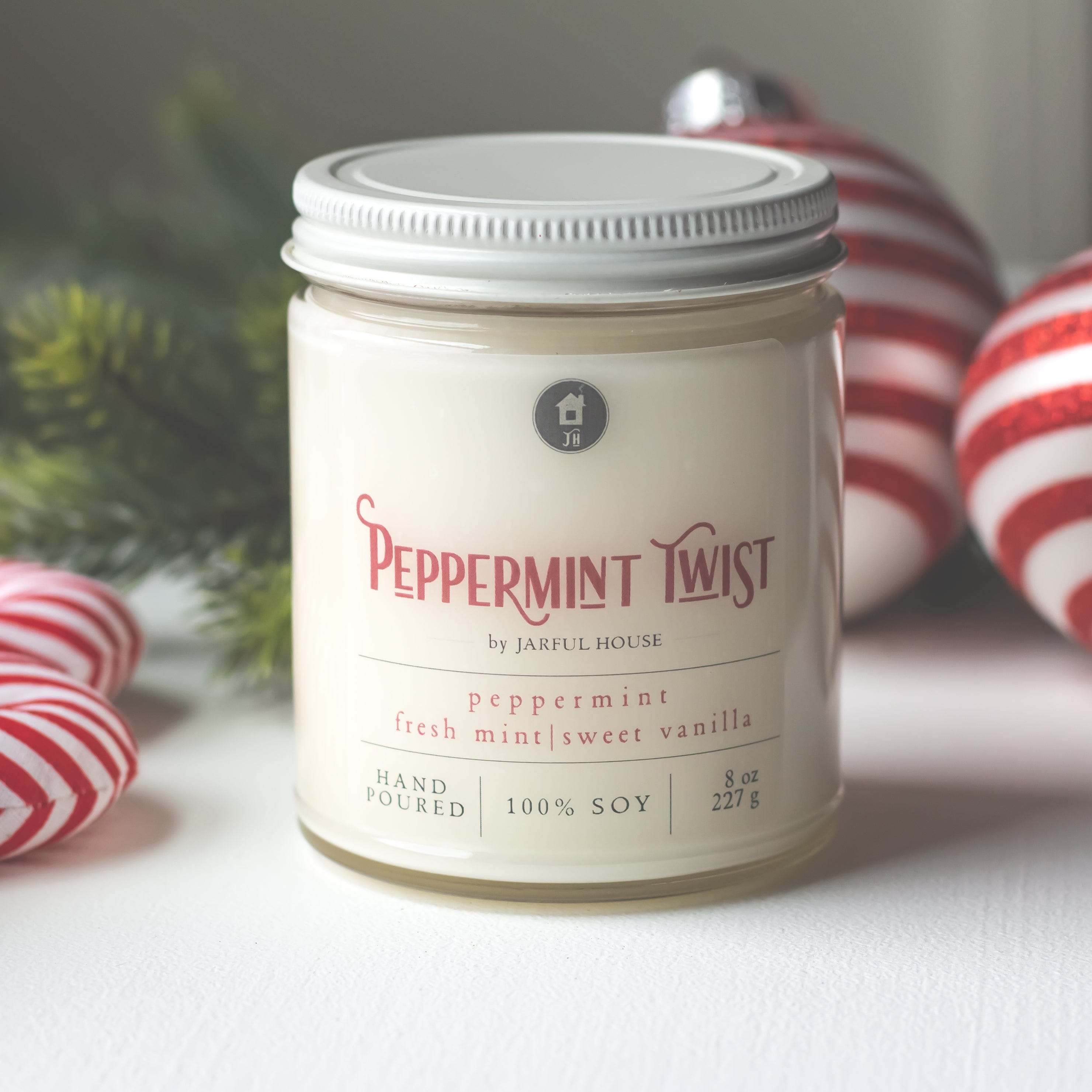 Christmas Candle Peppermint Twist 8 oz.