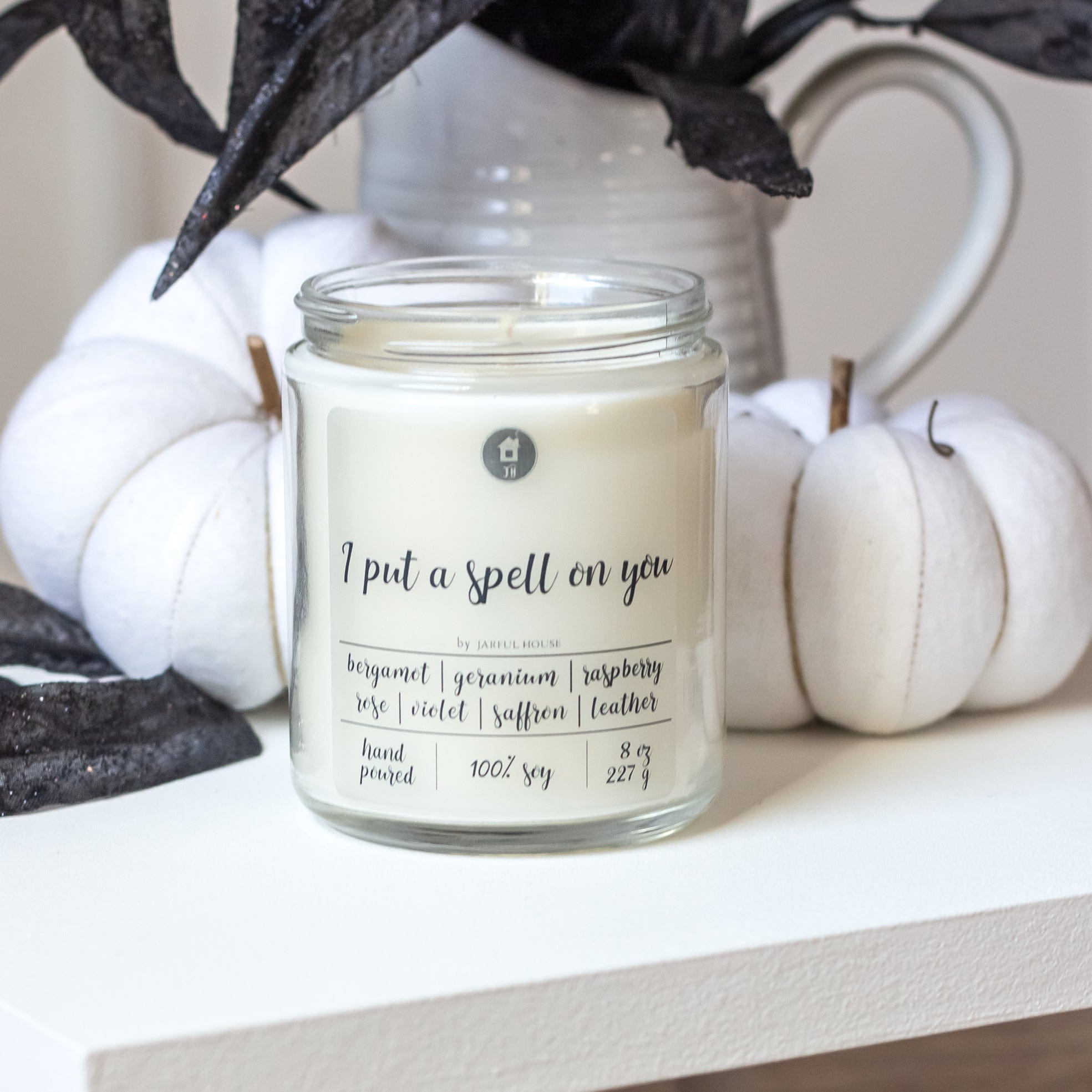 Halloween Candle I put a spell on you - 8 oz | Bergamot + Geranium + Rose + Violet + Raspberry + Saf