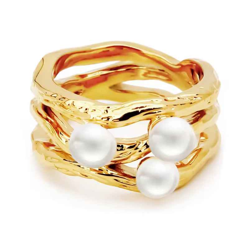 Triple Pearl Hammered Ring