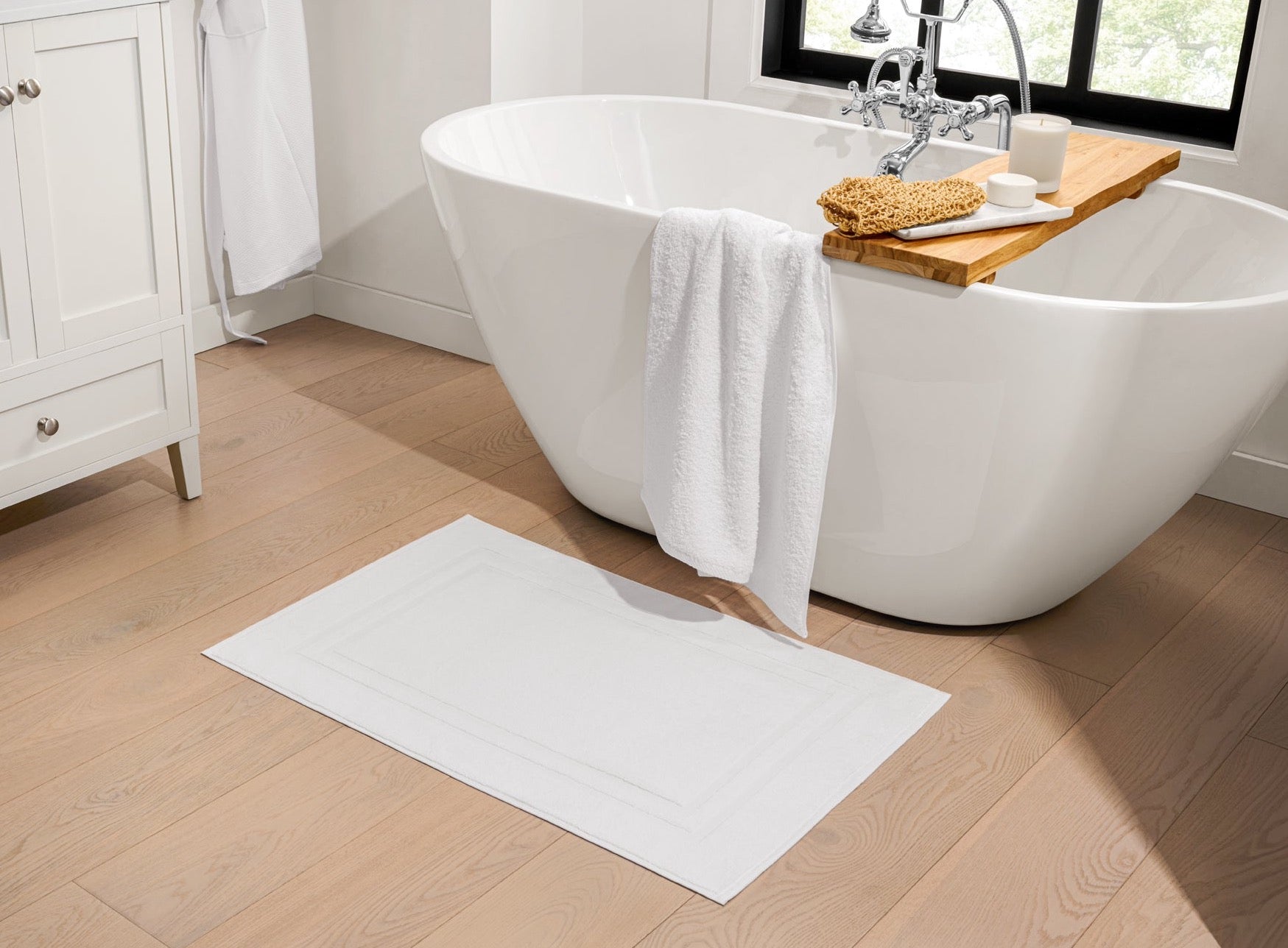 Double Border Bath Mat