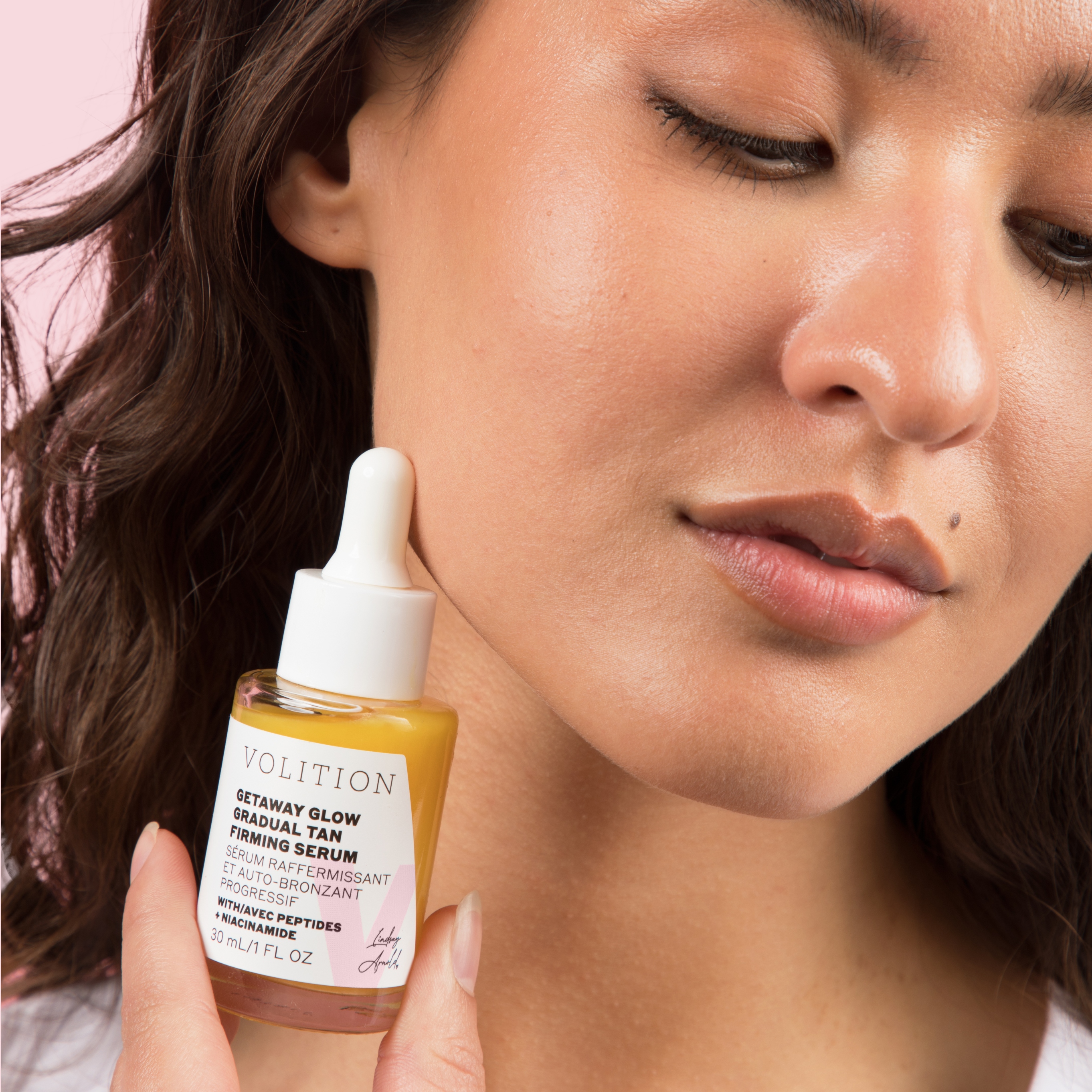 Getaway Glow Gradual Tan Firming Serum with Peptides + Niacinamide