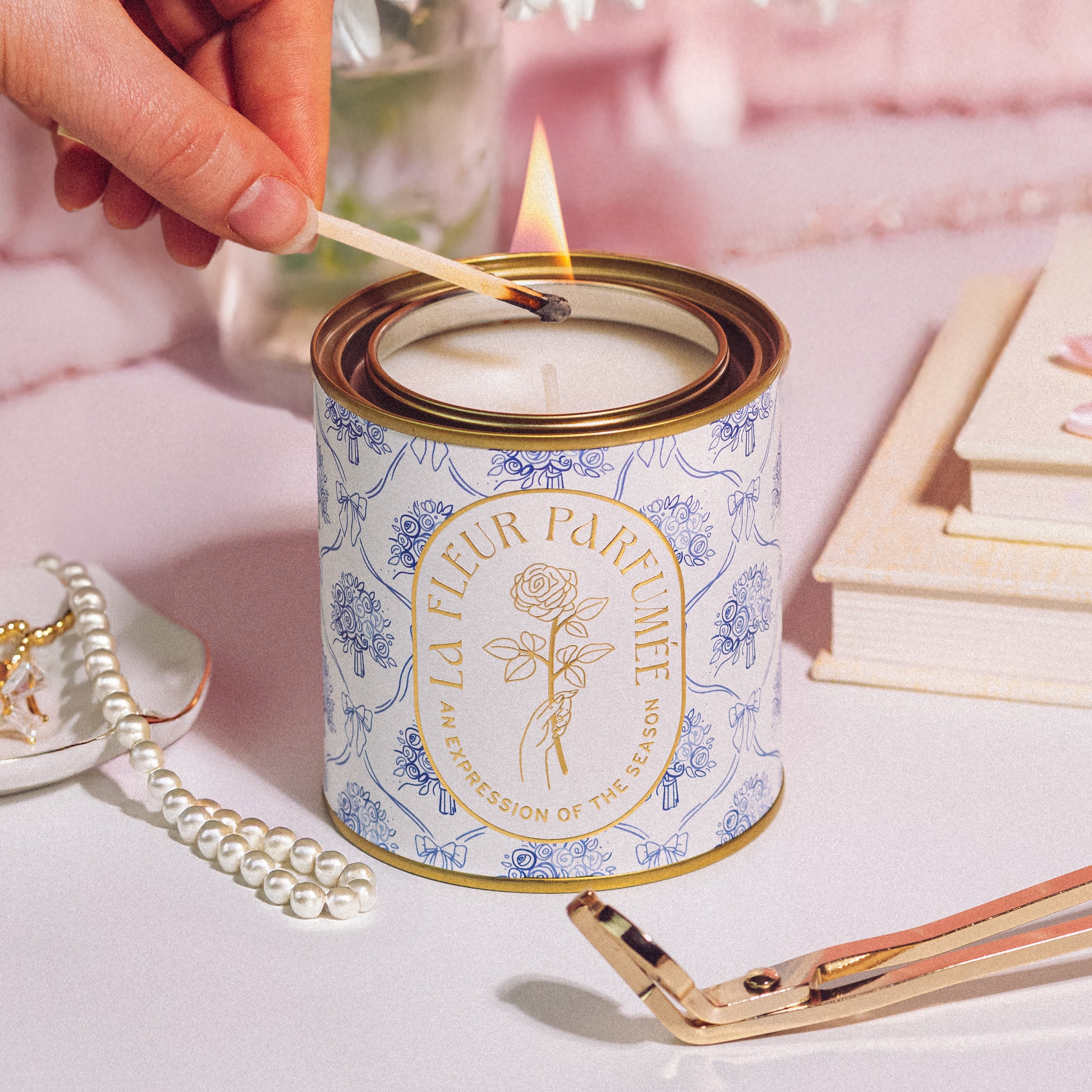 La Fleur Coquette Corset Candle