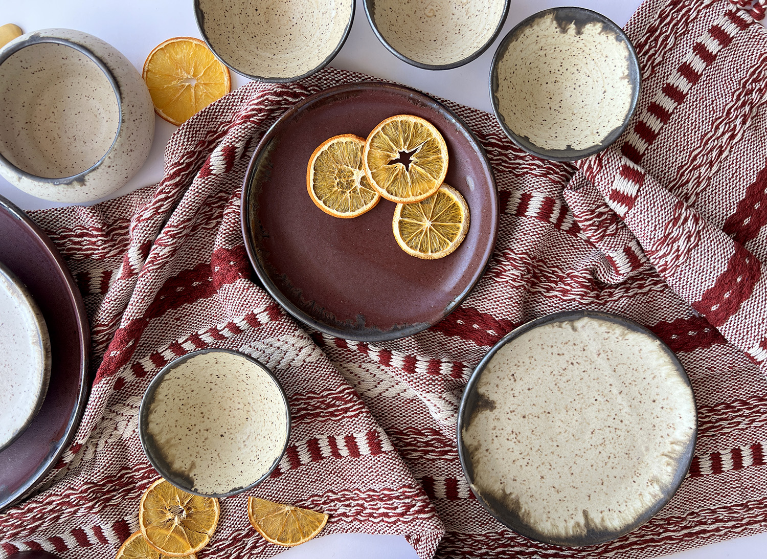 Luna Dinnerware in Luxardo
