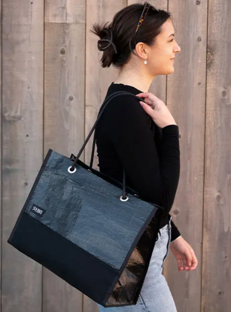 Black-on-Black Shoreline Shopper