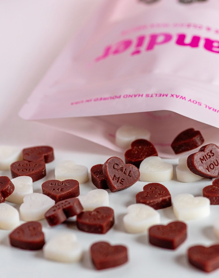 HEART SHAPED WAX MELTS - COOKIES N CREAM