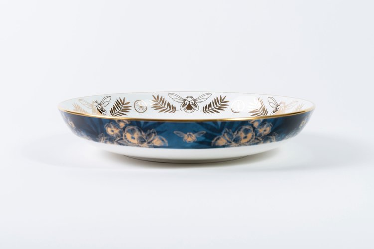 Remediarium Primum Serving Bowl