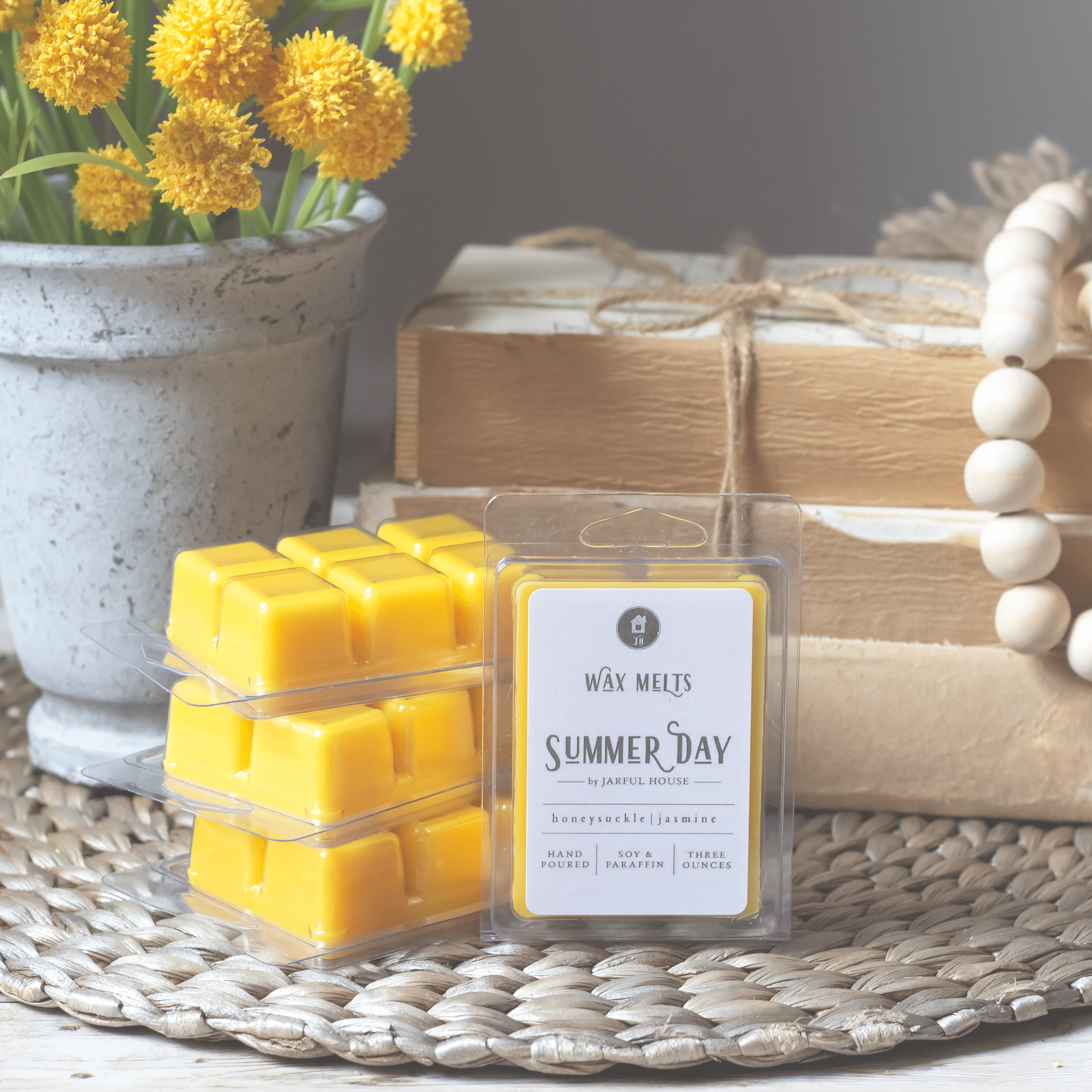 Summer Day Honeysuckle & Jasmine Clamshell Wax Melts – 3 oz, Bright Yellow