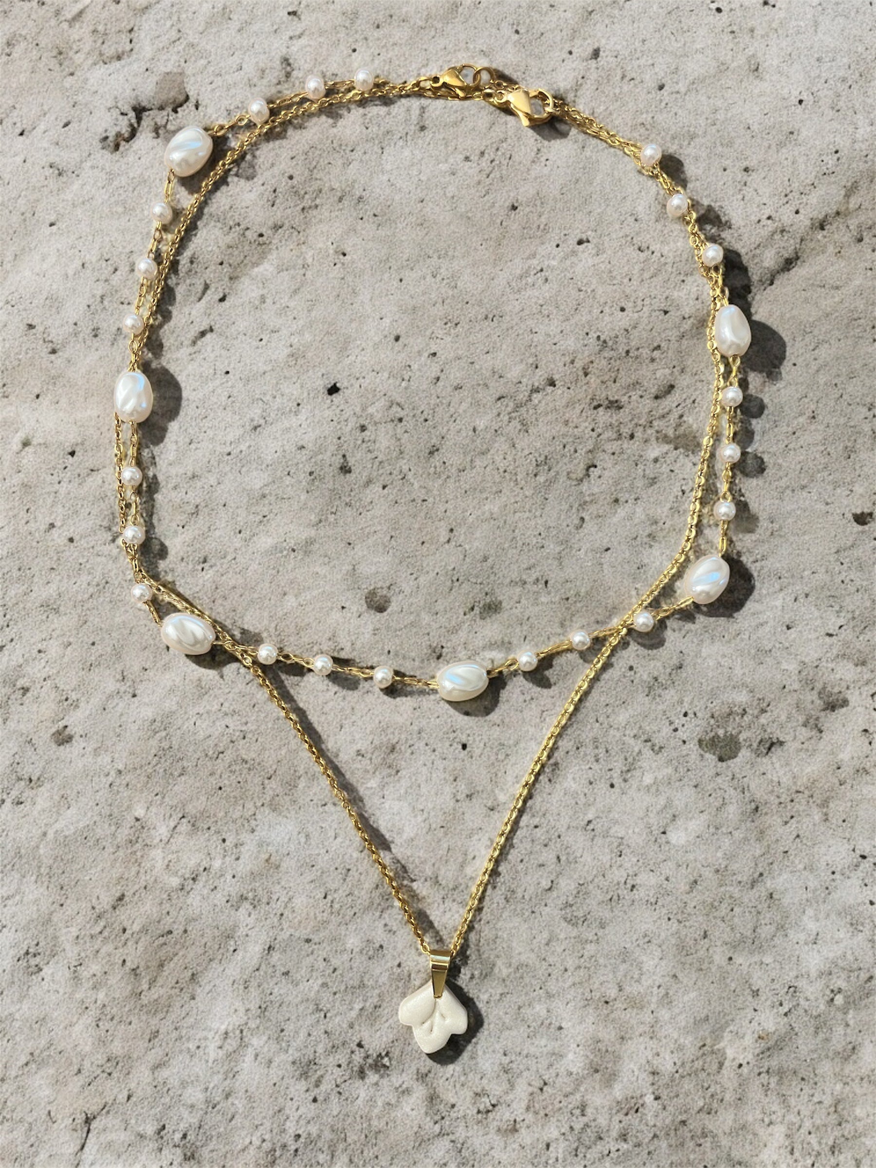 Pearl layered necklace
