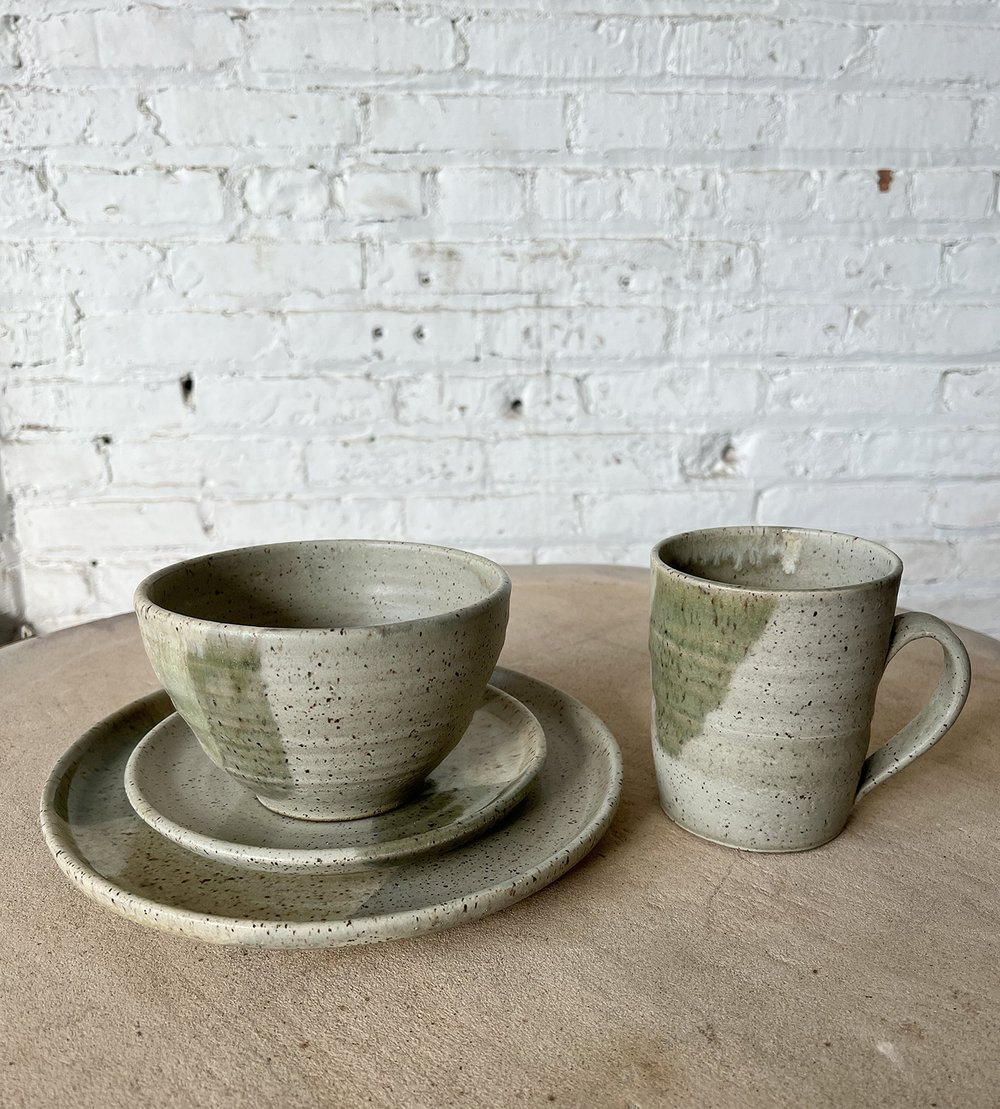 Ebb Dinnerware Collection