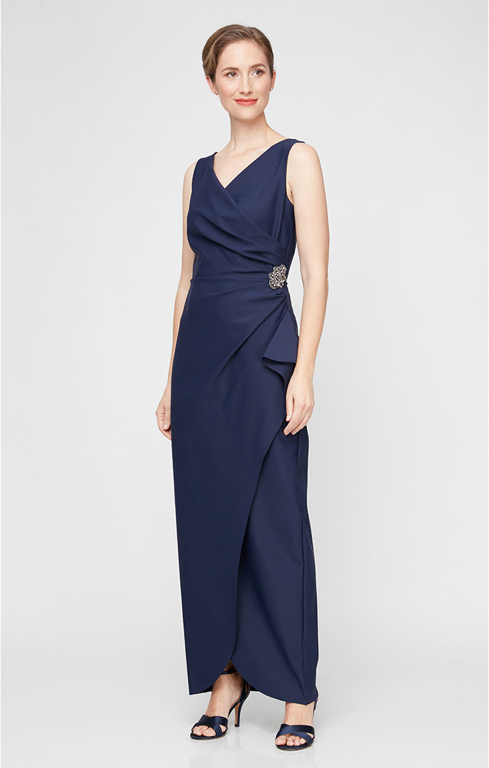 Petite Ava Sleeveless Contour Gown