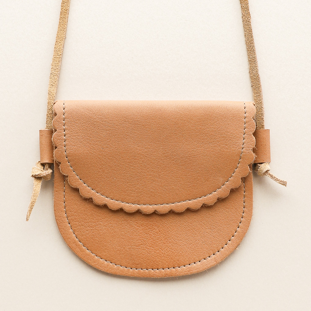 Scalloped Leather Crossbody Kid's Purse in Caramel