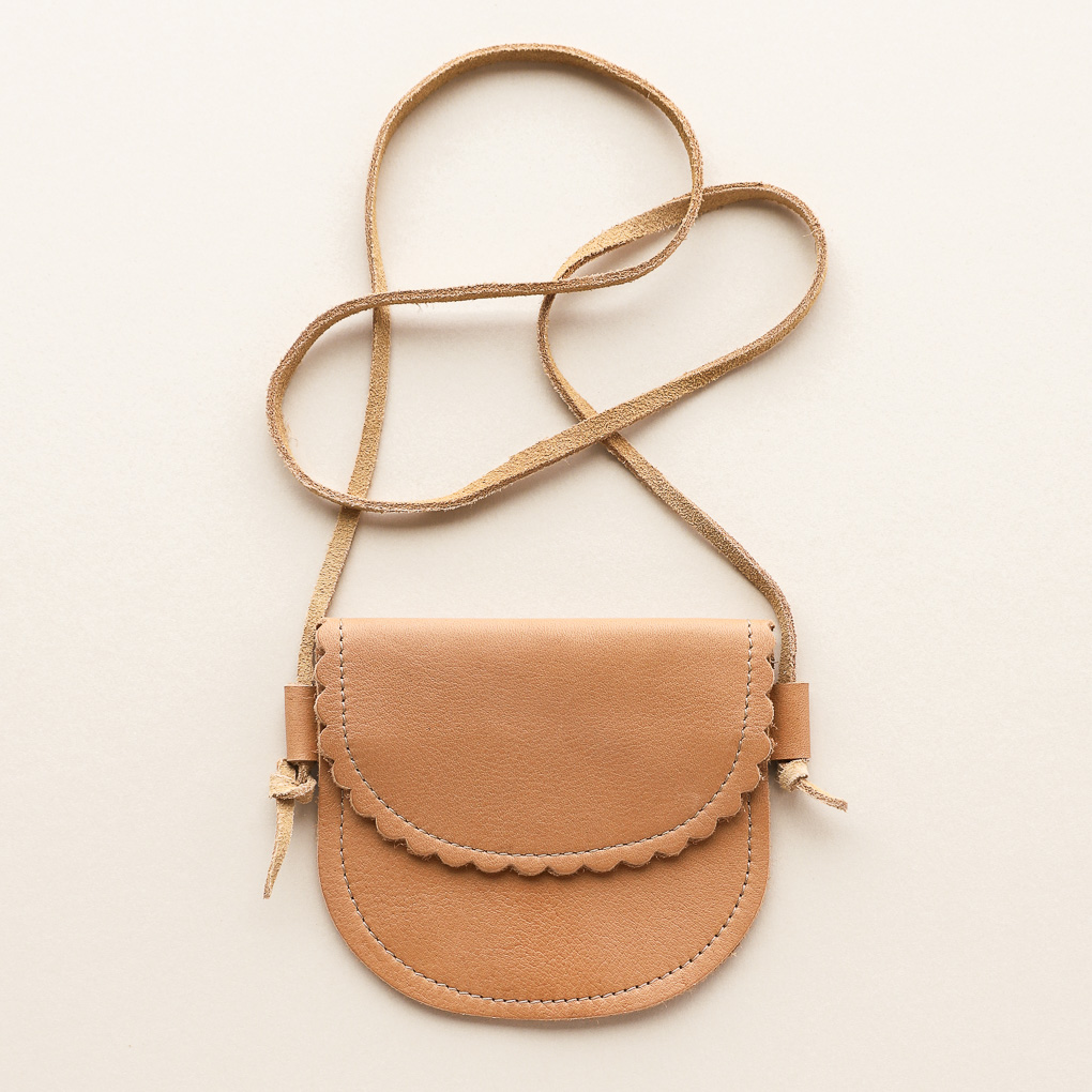 Scalloped Leather Crossbody Kid's Purse in Caramel