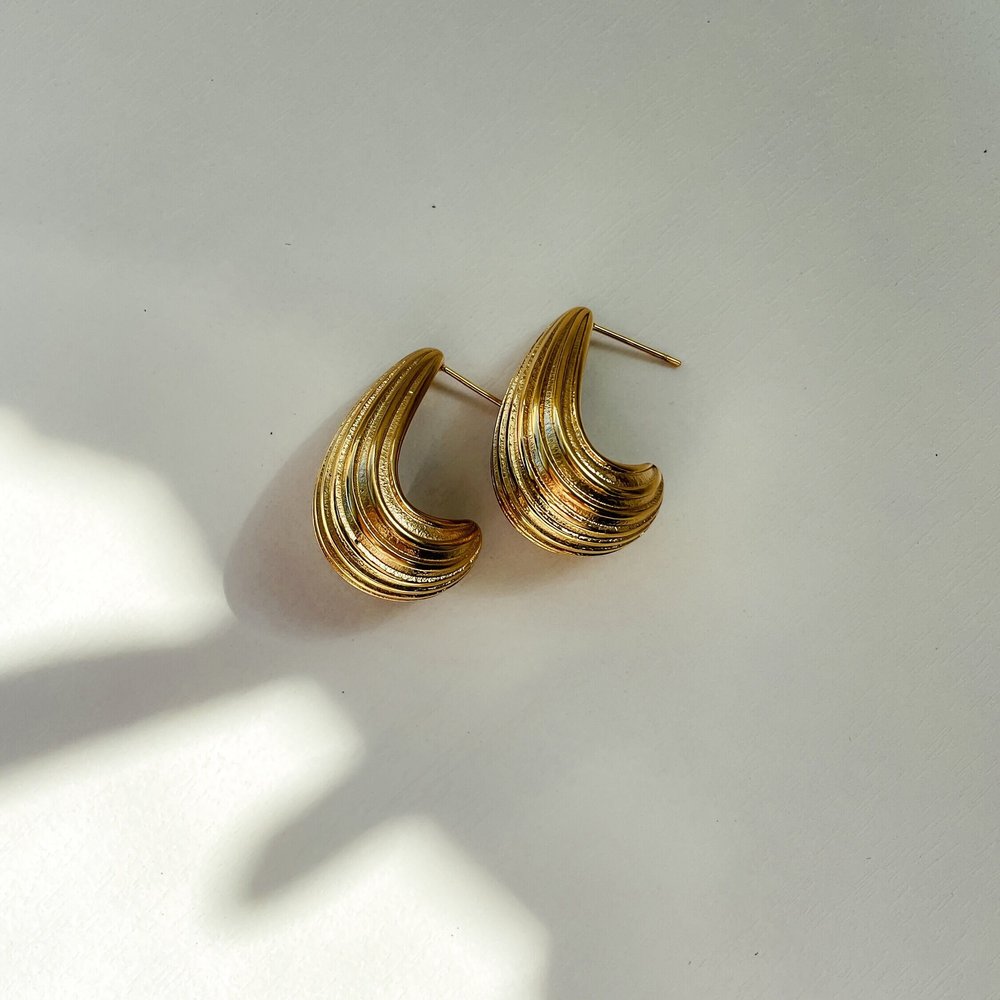 Seashell Drop Earrings