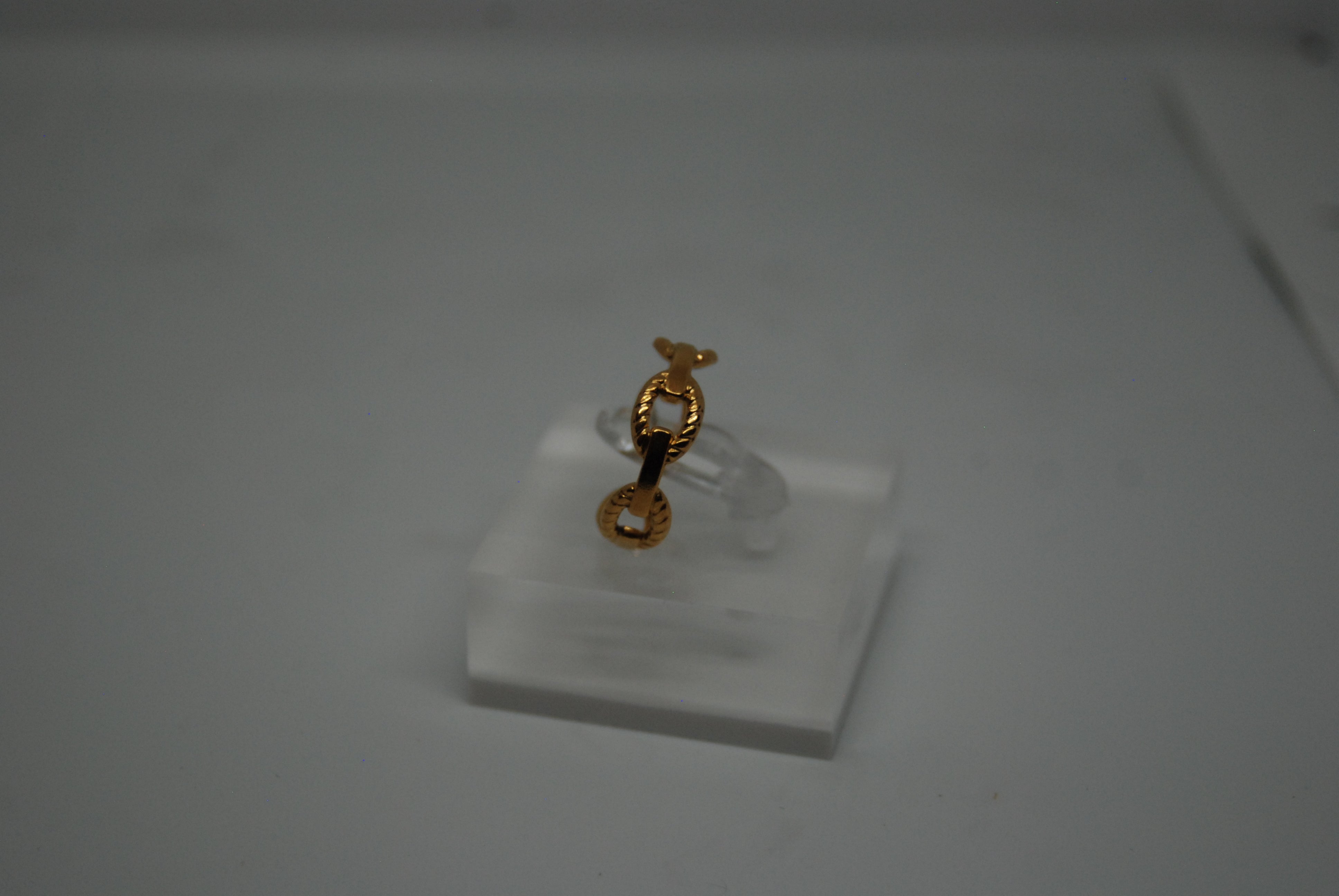Reaction Link Ring